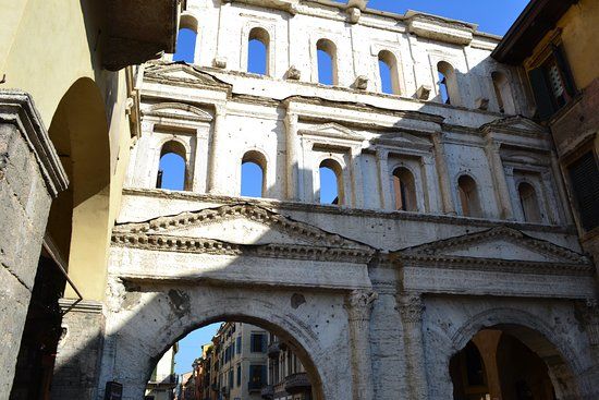 Corso Porta Borsari
